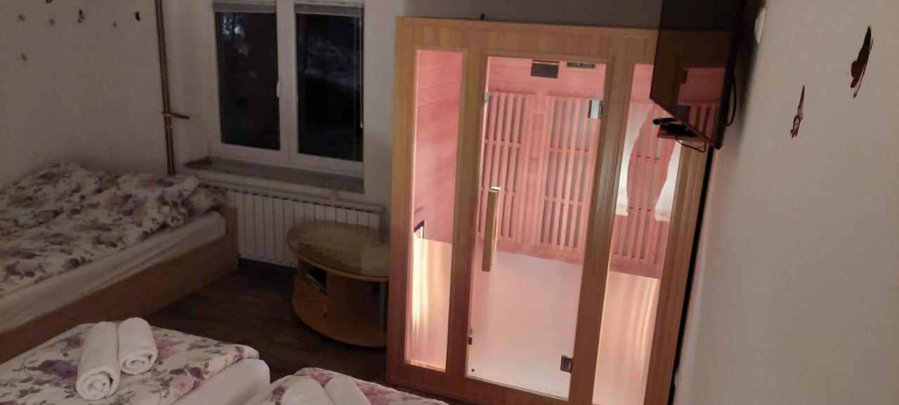 Apartma Na Ravnicah 체르크노 외부 사진